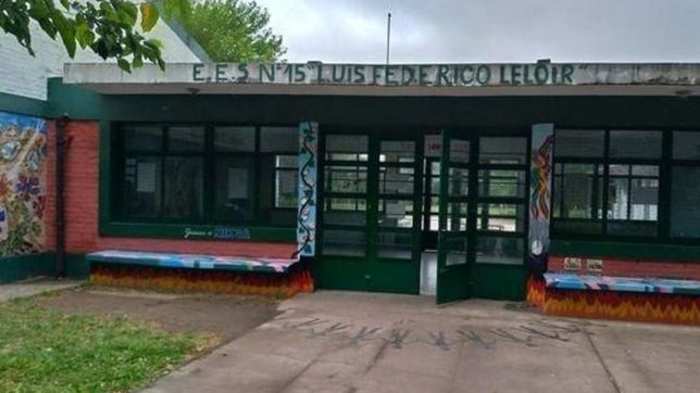 robaron y causaron destrozos en una escuela secundaria por segunda vez en 20 dias en la plata