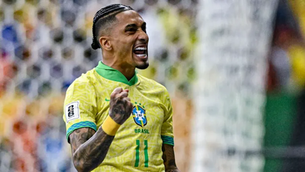El jugador brasileño Raphinha promete una paliza a la Selección argentina en el partido de este martes