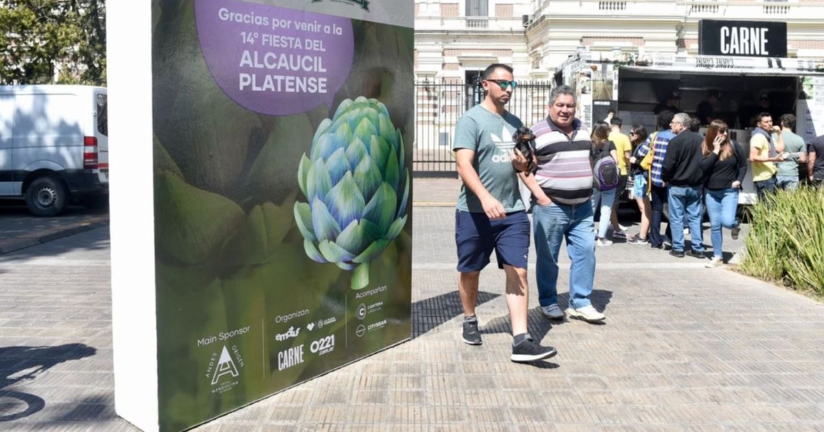 Último día de la Fiesta del Alcaucil en La Plata