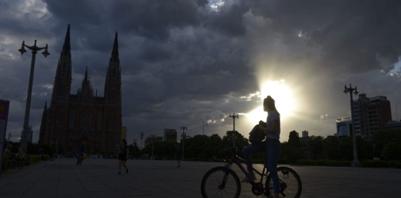 1636407729612.jpeg?x=3&y=130&width=1484&height=742&rotate=0&scaleX=1&scaleY=1&ow=1500&oh=1001&&cw=1920&ch=950