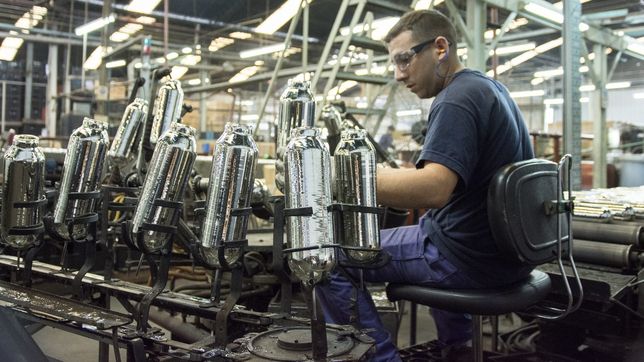 la actividad de las pymes crecio 7,3% interanual en diciembre