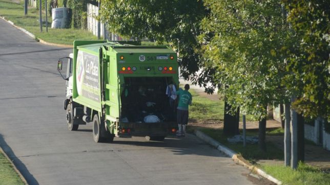piden a los vecinos que desinfecten las bolsas de residuos antes de sacarlas a la vereda