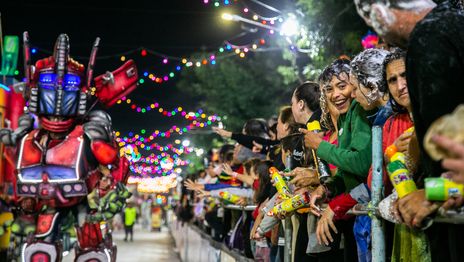 Los cinco lugares de la provincia para escaparse desde La Plata y festejar el carnaval Los cinco lugares de la provincia para escaparse desde La Plata y festejar el carnaval