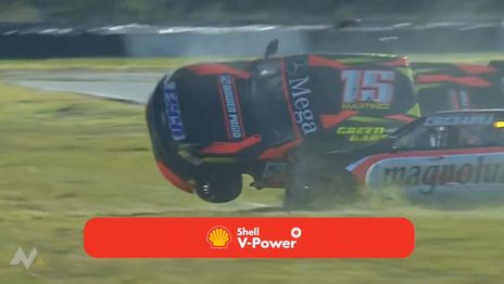 El terrible accidente de Agustín Martínez en el TC Pick Up en La Plata: dio 12 giros y terminó en el hospital