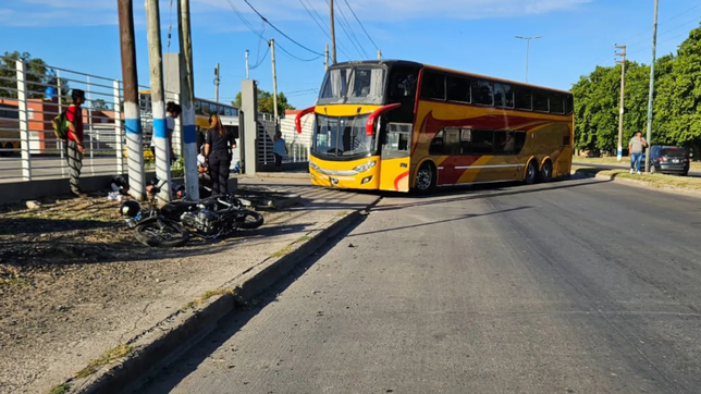 murio un motociclista que habia chocado con un micro en abasto