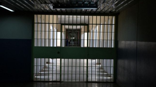 un preso se electrocuto en un penal de la region y murio