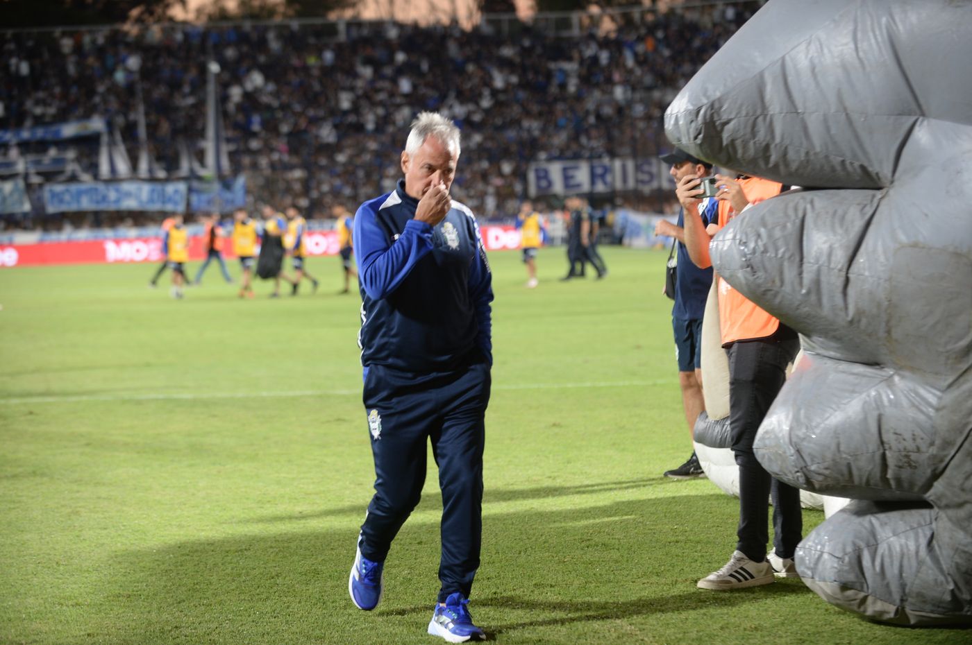 Gimnasia Huracan Madelon.JPG