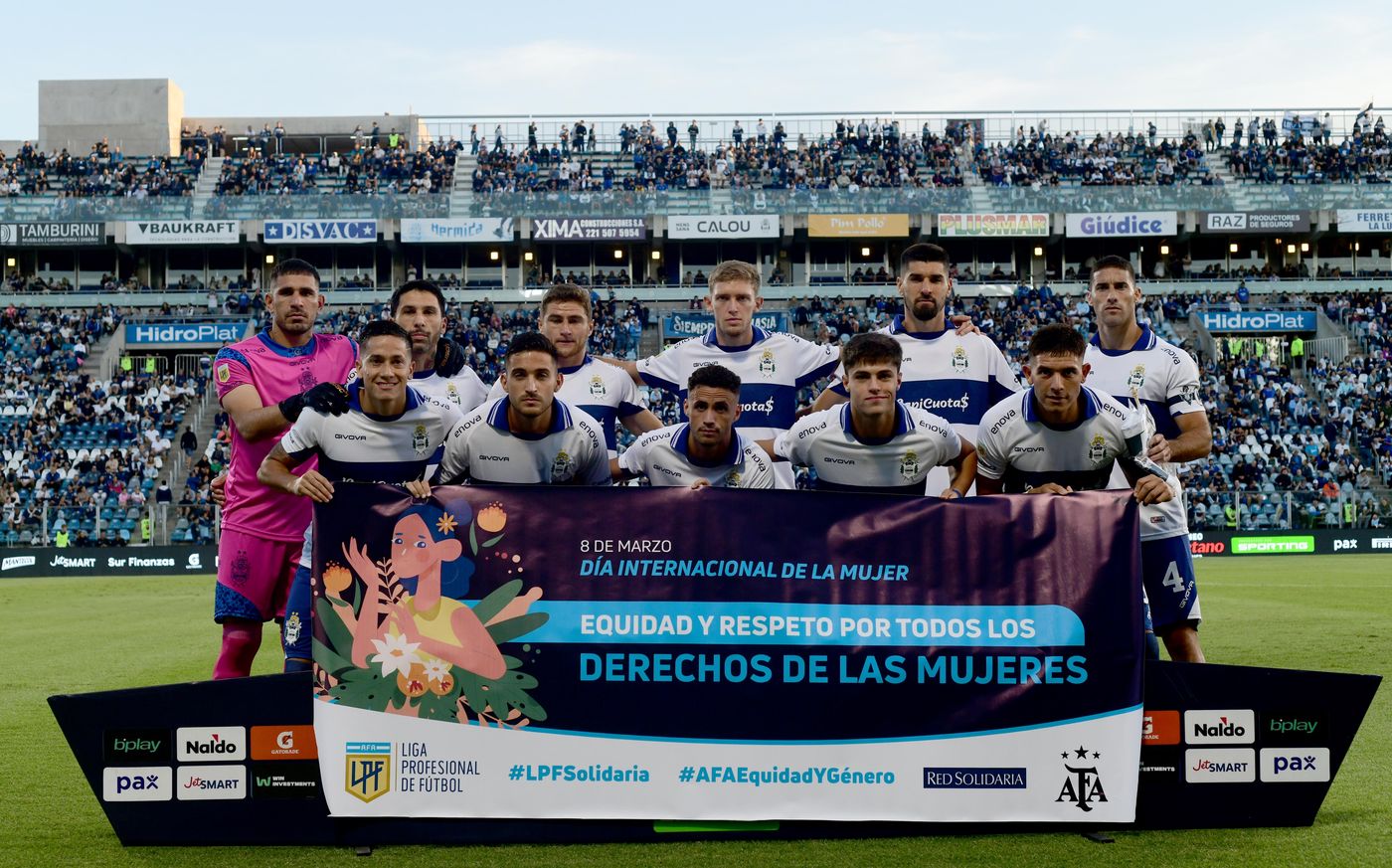 Gimnasia Riestra Formación.jpg