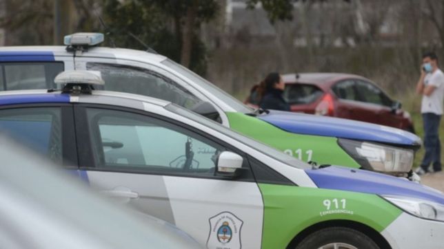 a plena luz del dia, entro a una casa y le robo todos los ahorros a una familia de berisso