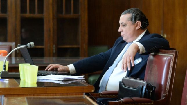 brutal y extrano ataque a un abogado de la plata y su pareja en una casa de tolosa