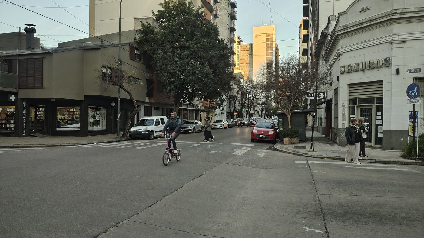 La esquina de 12 y 48, lugar donde se produjo la fallida salidera