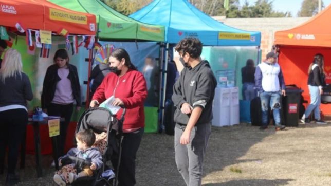 los servicios municipales del barrio x barrio llegan a melchor romero