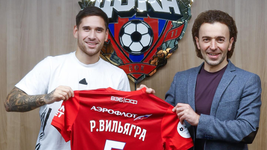 tras la frustrada negociacion con gillett, rodrigo villagra fue presentado en rusia