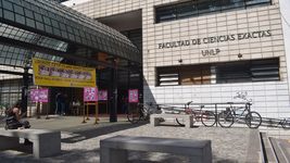 la facultad de ciencias exactas despidio a la joven que cayo desde un quinto piso y murio en la plata la facultad de ciencias exactas despidio a la joven que cayo desde un quinto piso y murio en la plata
