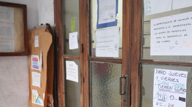 docentes cierran dos jornadas de paro en reclamo por la apertura de paritarias