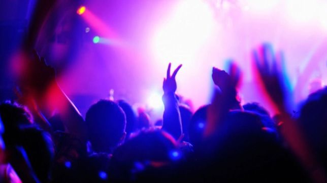 extenderan el horario de ingreso a los boliches para evitar aglomeraciones