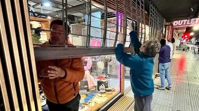 provincia otorgara subsidios y creditos a tasa cero a comerciantes que sufrieron saqueos