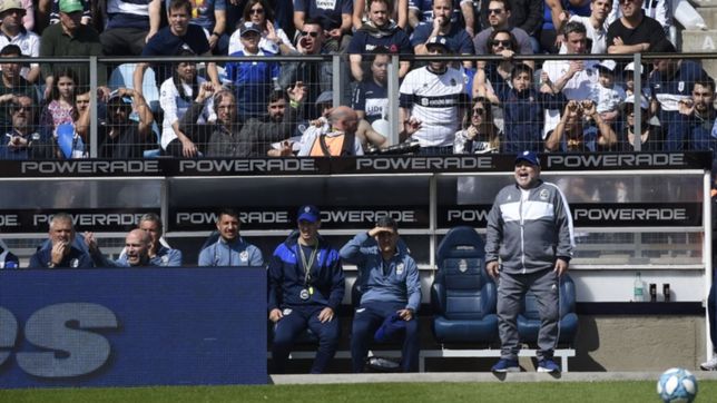 sin refuerzos a la vista, maradona pone la mira en los juveniles de gimnasia