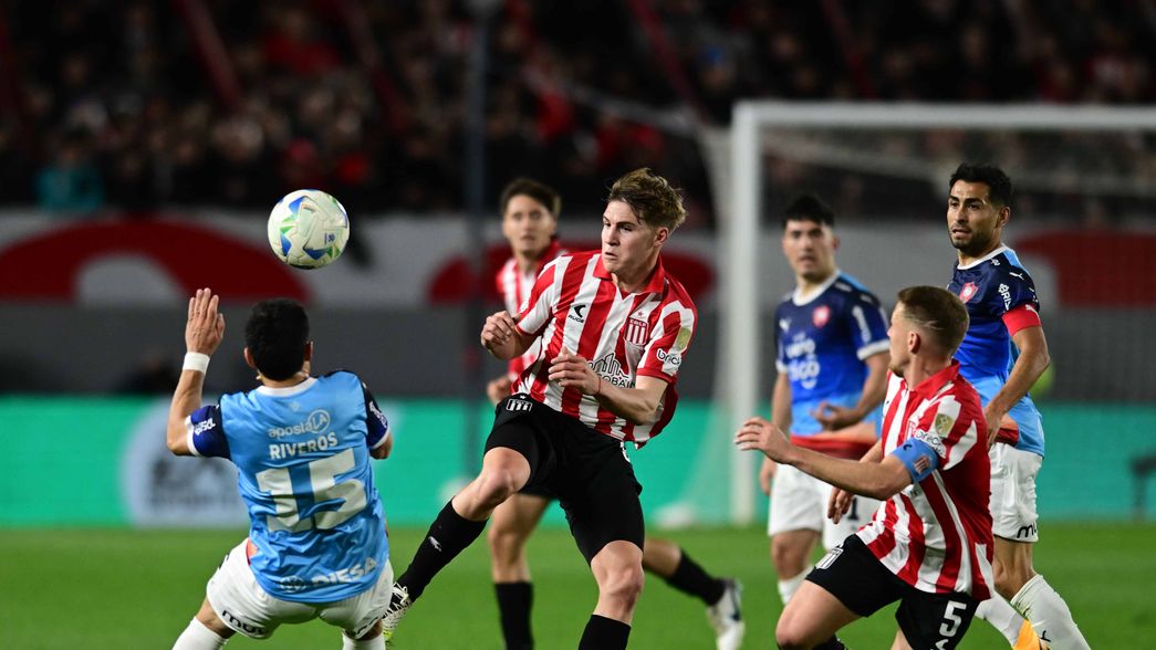 Las estadísticas de Mikel Amondarain que lo destacan en Estudiantes