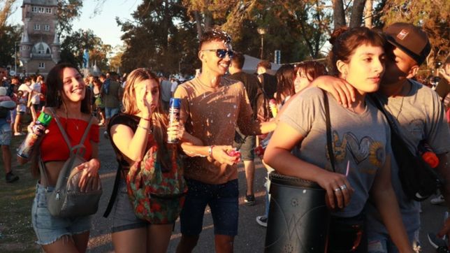 asi se vivio el carnaval en la republica de los ninos