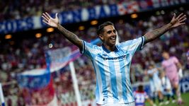 definen la prision preventiva para el papa del futbolista agustin almendra definen la prision preventiva para el papa del futbolista agustin almendra