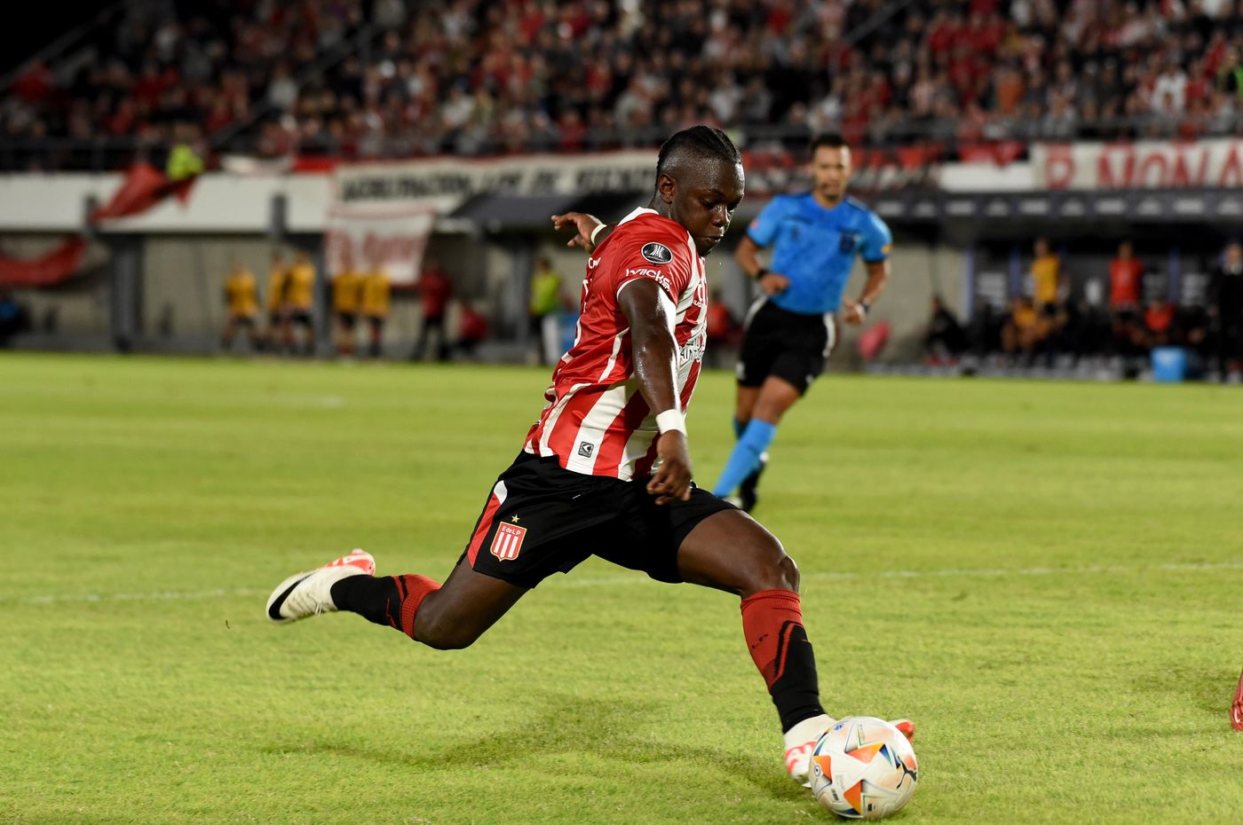 Estudiantes The Strongest cetré 4.jpg