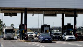 aumentaron los peajes en la autopista y viajar a caba ida y vuelta ya cuesta $11.600 en horas pico aumentaron los peajes en la autopista y viajar a caba ida y vuelta ya cuesta $11.600 en horas pico