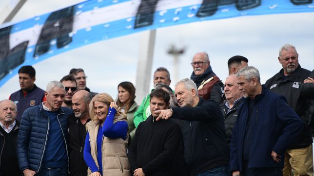 julio alak pidio que axel kicillof lidere el peronismo en medio de la interna del pj