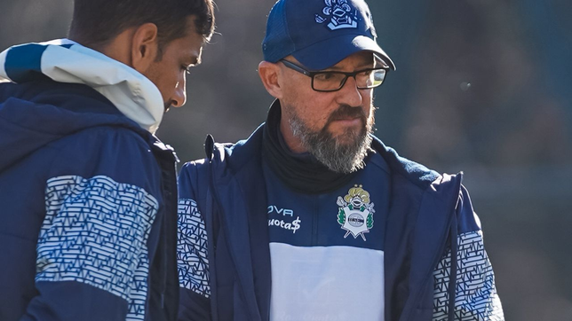 alejandro orfila apuesta a la fabrica de jugadores para el debut de gimnasia
