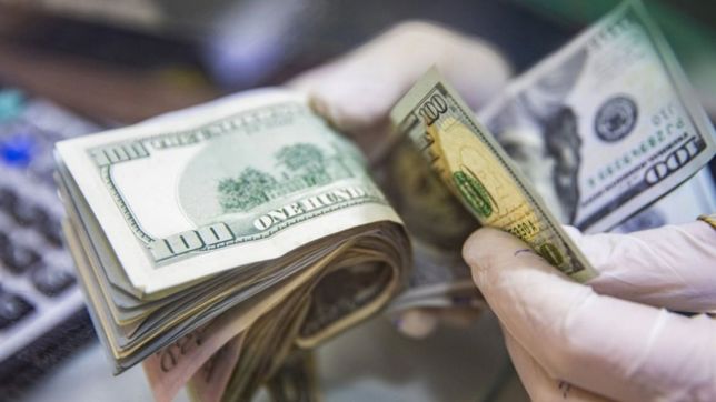 el dolar blue tuvo otro salto y volvio a superar la barrera de los $540