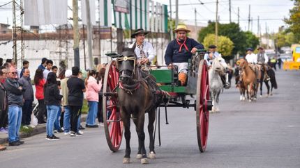 Cena, shows en vivo y correcaminata: Villa Elvira celebra sus 116 años