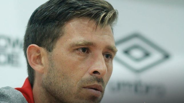 leandro benitez: ?me siento capacitado para dirigir la primera?