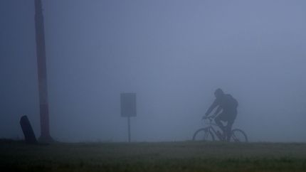 La niebla vuelve a ser un riesgo y emiten un alerta violeta para La Plata y la región