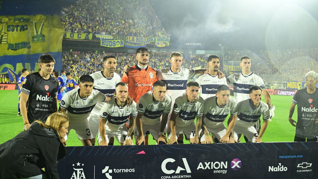 Un jugador clave de Gimnasia se fue rengueando y generó alarma