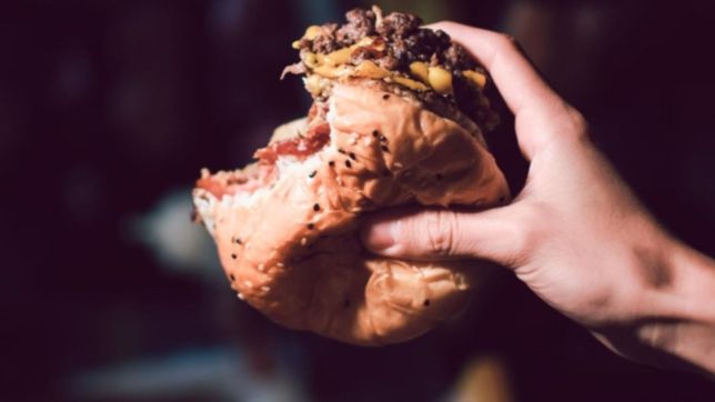 sucucho, la hamburgueseria que marca tendencia en la plata y abrio al publico