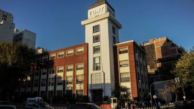 detectan 43 casos de covid-19 en un colegio porteno y temen que sea la cepa delta