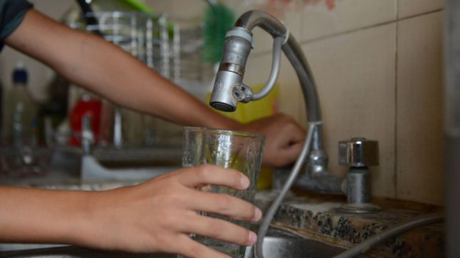 vecinos de city bell pasaron la semana entera sin una gota de agua