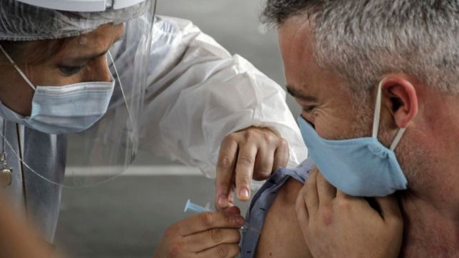 ¿como sera y cuando arranca el operativo de vacunacion masiva en argentina?