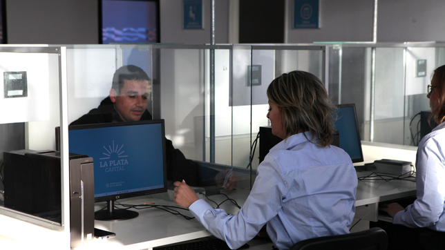 los 24 lugares de la plata donde inscribirse para mantener los subsidios de luz y gas