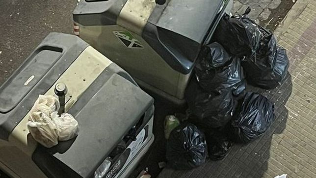 vecinos del centro de la plata reclaman contenedores a esur porque la basura se acumula
