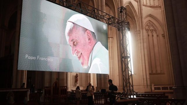 la catedral de la plata realizara una misa especial para pedir por el descanso del papa francisco