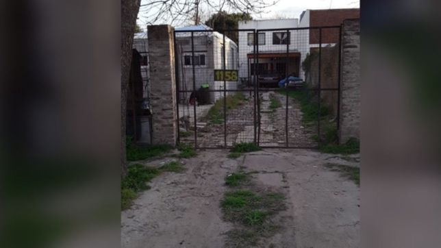 murio en su casa y la familia espero mas de ocho horas a los peritos