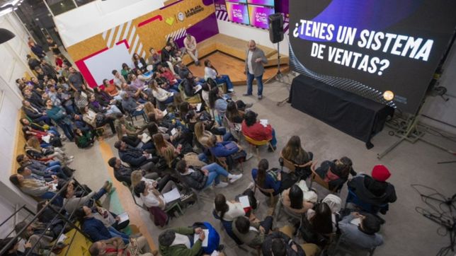 lanzaron capacitaciones gratuitas para emprendedores que quieran crecer en la plata