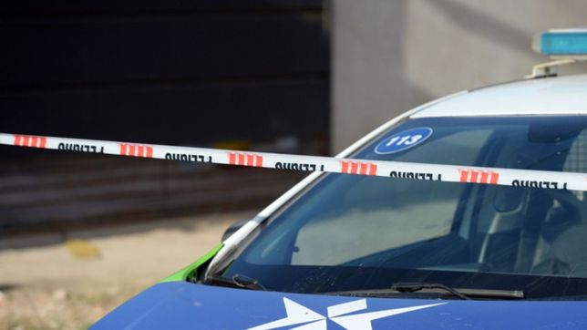 dramatica entradera en city bell: cuatro ladrones ataron a una pareja y se llevaron todo