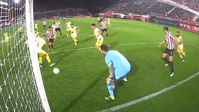 video: el gol de taco con el que estudiantes empato al final del primer tiempo