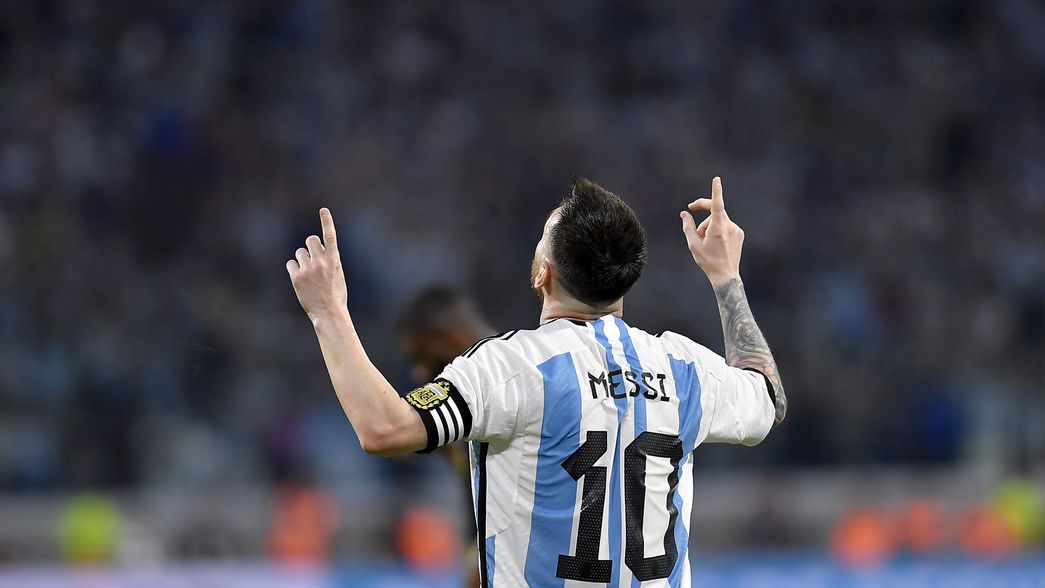 Lionel Messi cayó dos puestos en el prestigioso ranking de la IFFHS