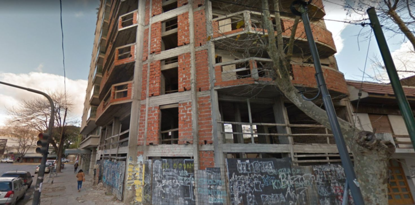 Edificio abandonado Plaza Rocha