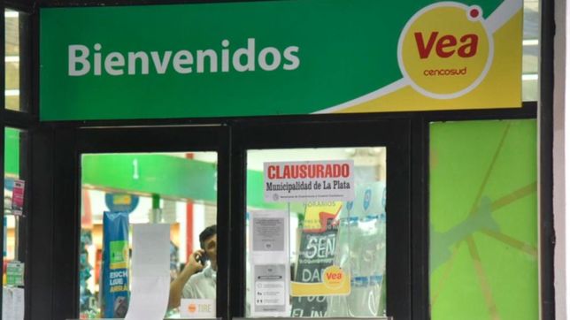 clausuraron un supermercado vea en la plata por subir los precios en cuarentena