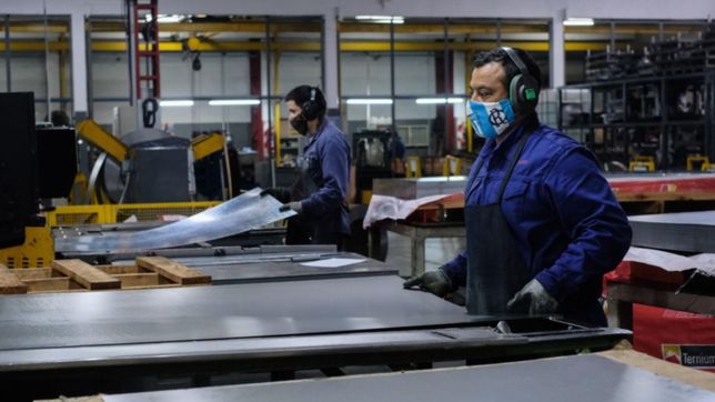 otorgaran un bono de $11.000 durante cinco meses: ¿quienes podran cobrarlo?