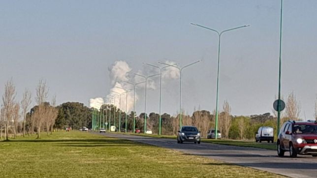 video: ¿que hay detras del humo blanco que causo alarma en la termoelectrica de ensenada?